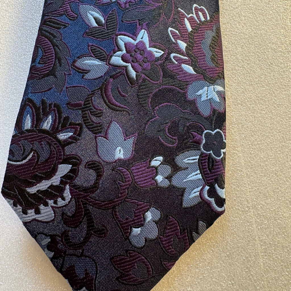 Imani Uomo Bow Knot Elegant Floral Men's Tie - Deep Purple, Black & Lt. Blue